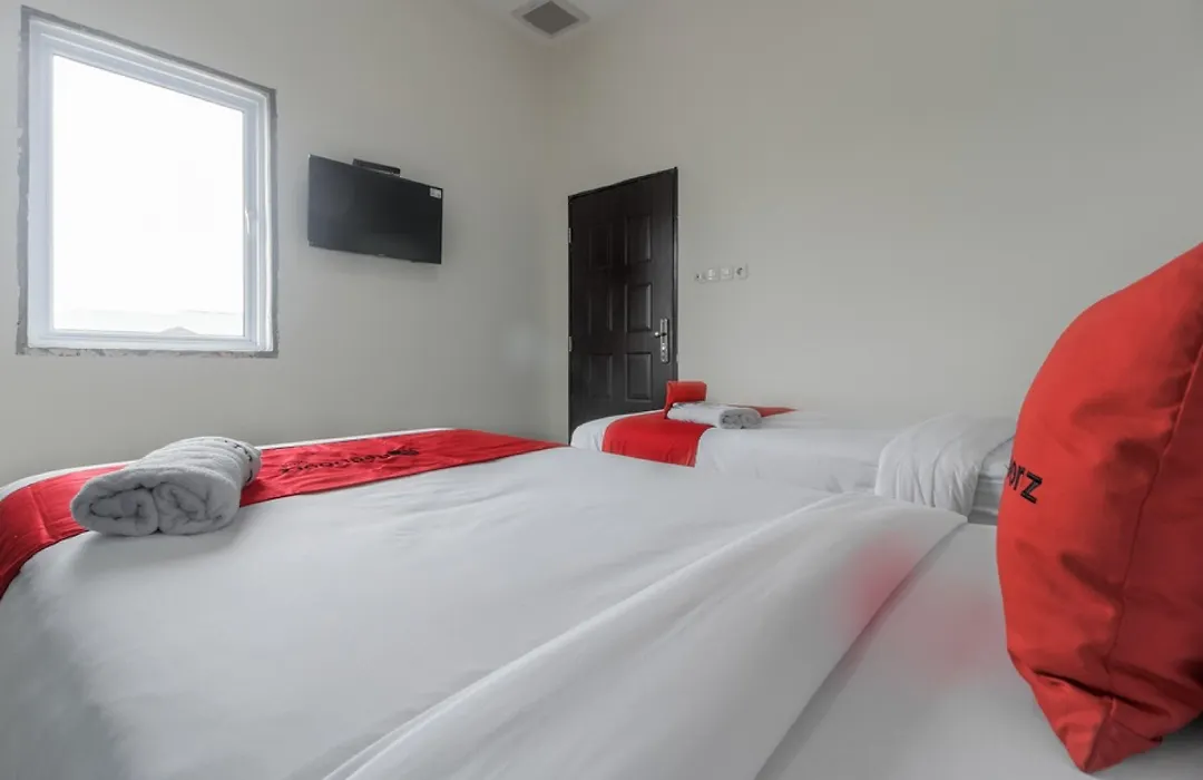 RedDoorz near Mall SKA Pekanbaru-1